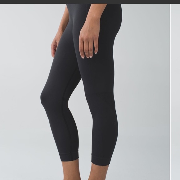 Lululemon Zone In Crop - Picture 3 of 4